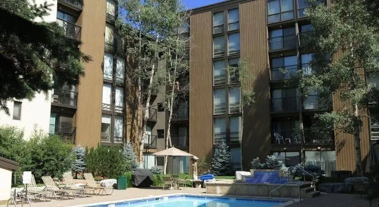 Vail International Condominiums