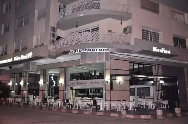 Val Fleuri Apartment With Balcony, Casablanca