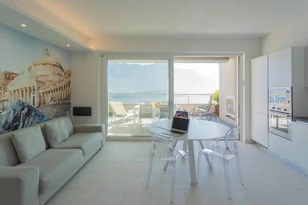 Valarin Napoli Luxory Apartment Wellness - Oda