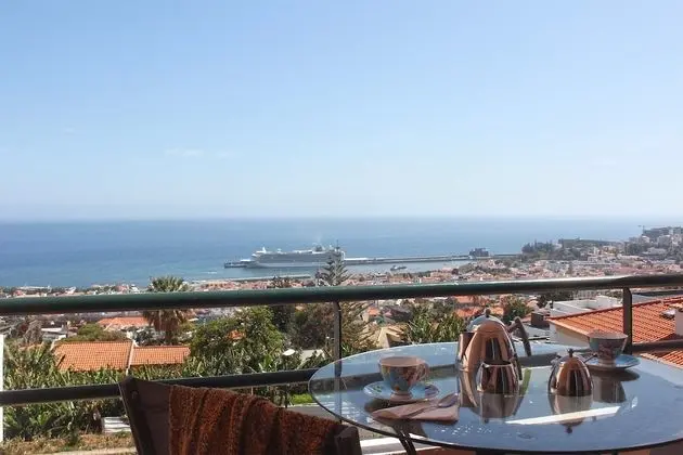 Vale Formoso Apartment