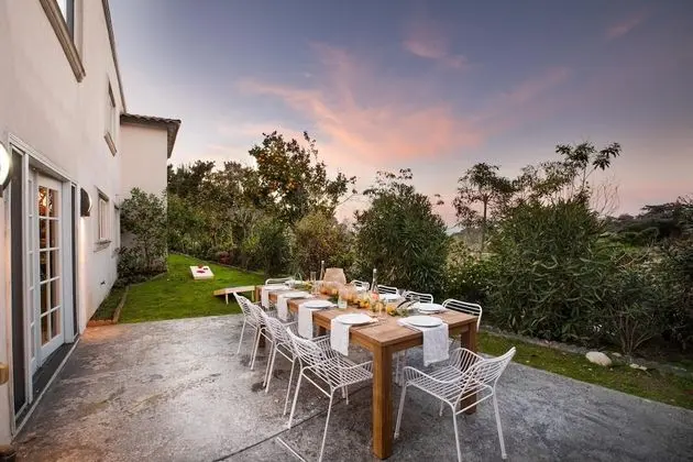 Villa Valencia