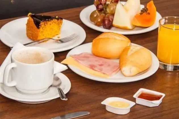 Valerim Itajai Hotel