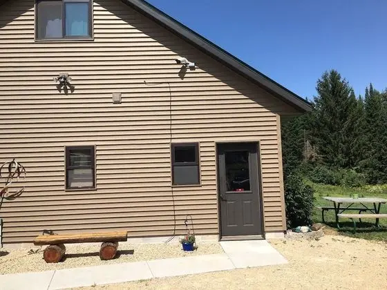 Valhalla Hillside Inn