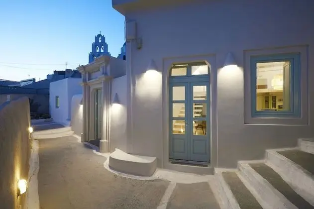 Valsamo Suites