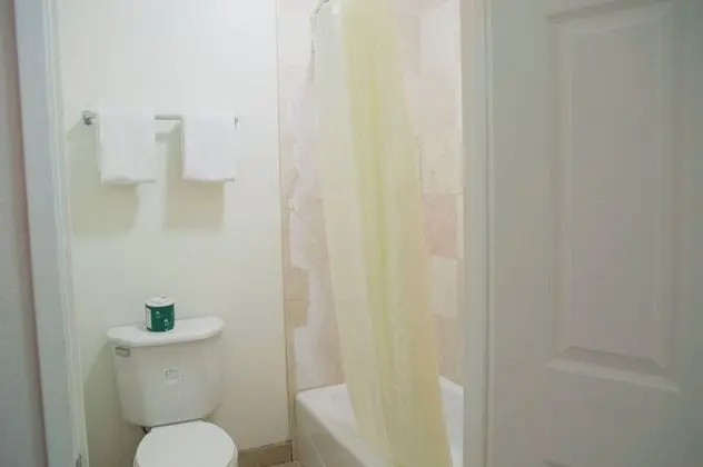 Value Inn Hollywood - Banyo Özellikleri
