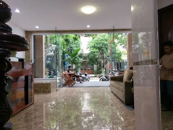 Van Dat Apartment - Lobi