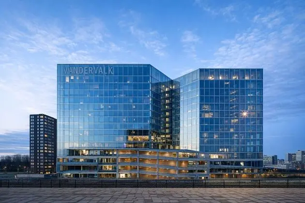 Van der Valk Hotel Amsterdam Zuidas - Dış Mekan