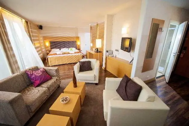 Van der Valk Hotel Antwerpen - 1