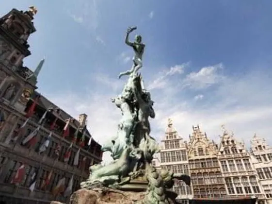 Van der Valk Hotel Dennenhof