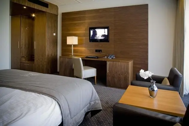 Van der valk hotel eindhoven - Genel