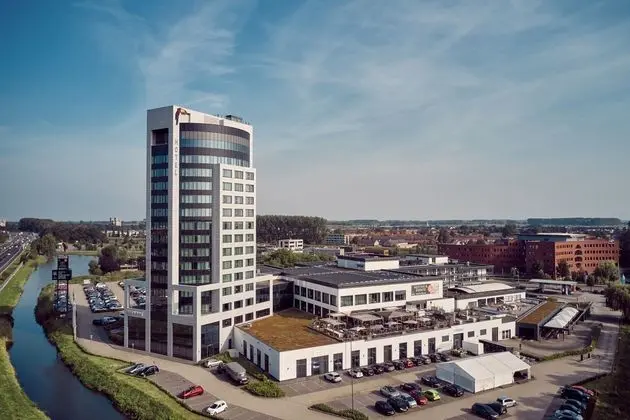 Van der Valk Hotel Tiel - Dış Mekan