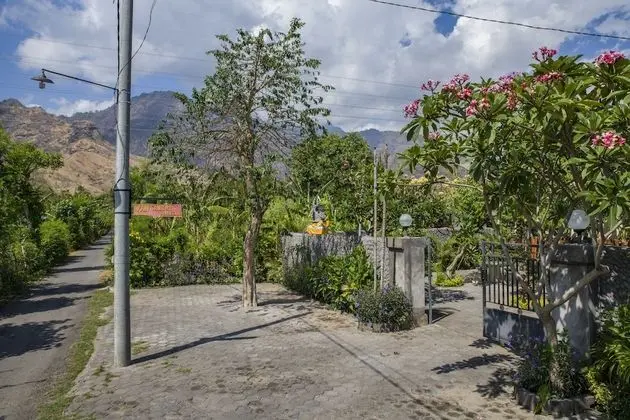 Van Santri Homestay Pemuteran - Dış Mekan