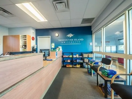 Vancouver Island University Residences - Lobi