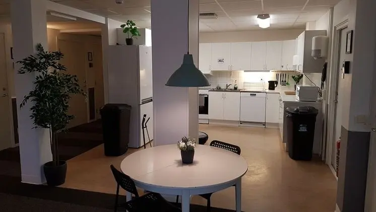 Vandrarhem Uppsala Portalgatan - Ortak Mutfak Alanı