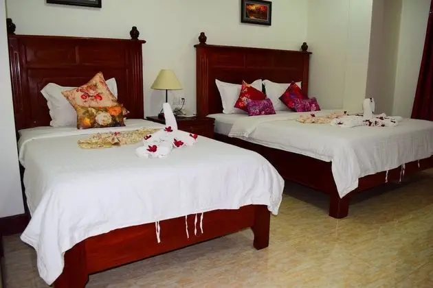 Vanne Hotel - Oda