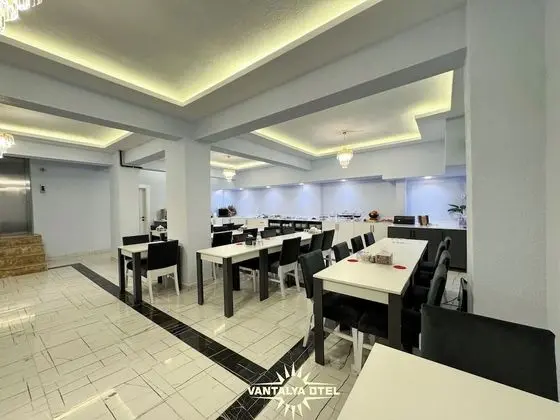Vantalya Otel - Yerinde Yemek