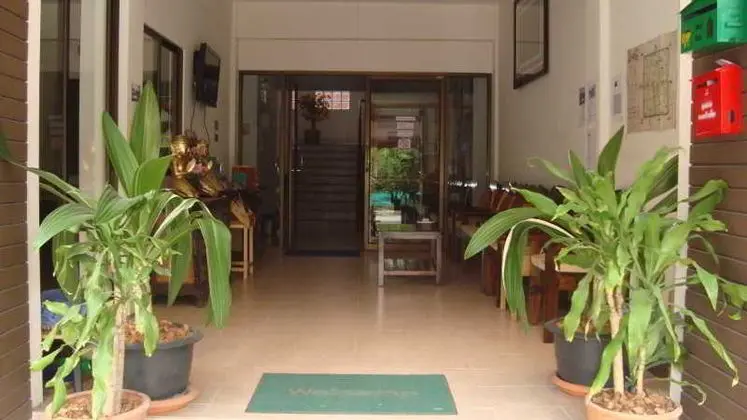 Varada Place