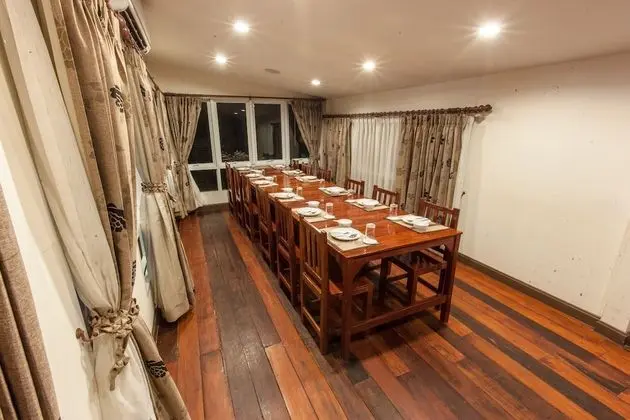 Varee Valley Resort and Restaurant - Yerinde Yemek