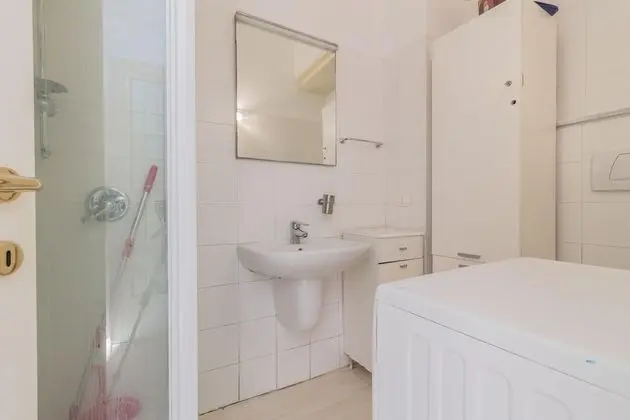 Varenna Beach Apartment - Oda