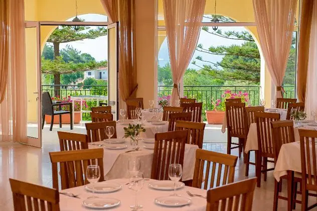 Varres Hotel - Yeme / İçme