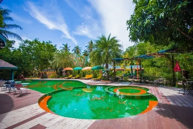 Vartika Adventure Retreatic Resort - Havuz