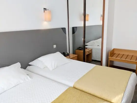 Varzinn Hotel - Oda