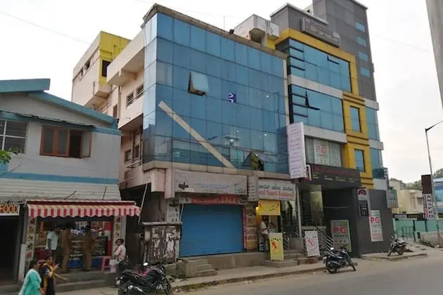 Hotel Vasavi Residency