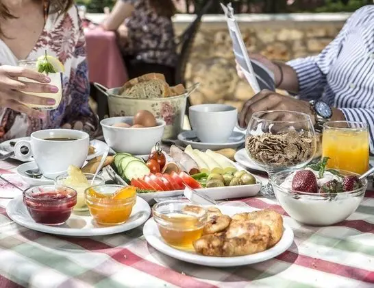 Vassilis Guest House - Yerinde Yemek