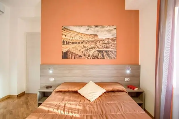 Vatican Rooms Cipro - Oda