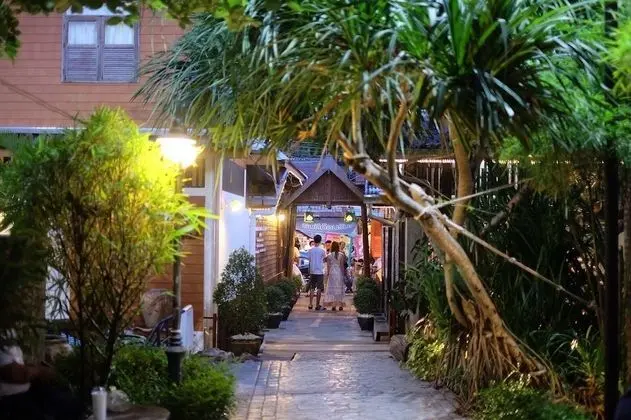 Vayla Samran 2 Amphawa Floating Market - Dış Mekan