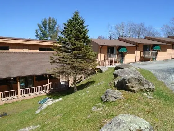 VCI - Cedar Village Condominiums #C5