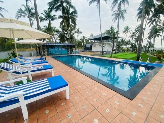 Veda5 Ayurveda Living Village - Havuz