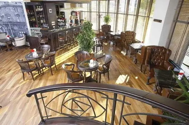Vega - Bar