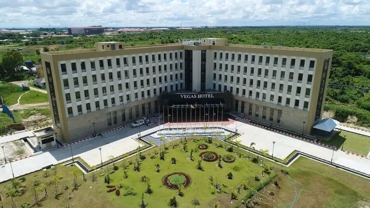 Vegas Hotel - Nay Pyi Taw - 1