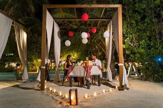 Velana Beach Hotel Maldives - Dış Mekan