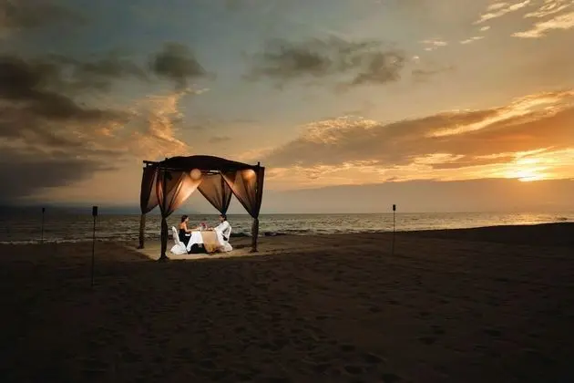 Velas Vallarta Suites Resort All Inclusive - Plaj