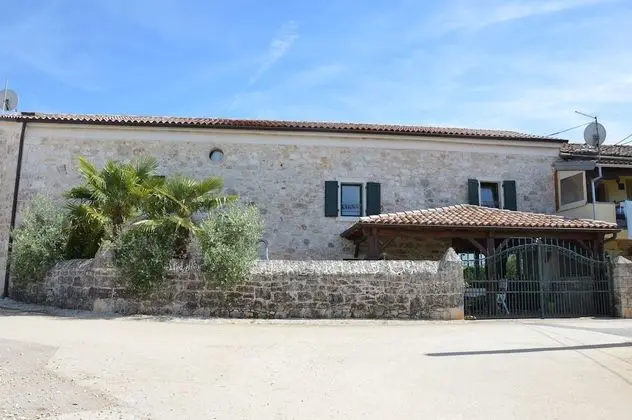 Villa Veleniki