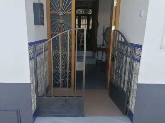 Velez Nazari La Choza - Lobi