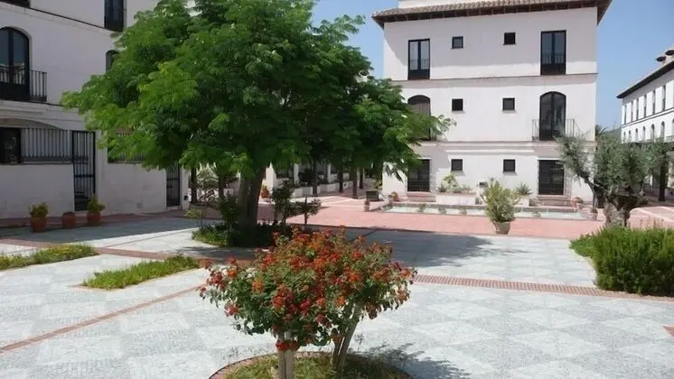 Velez Nazari - Dış Mekan