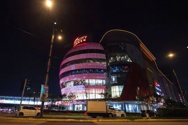 Velocity KL Suites by Luxury Suites Asia - Dış Mekan