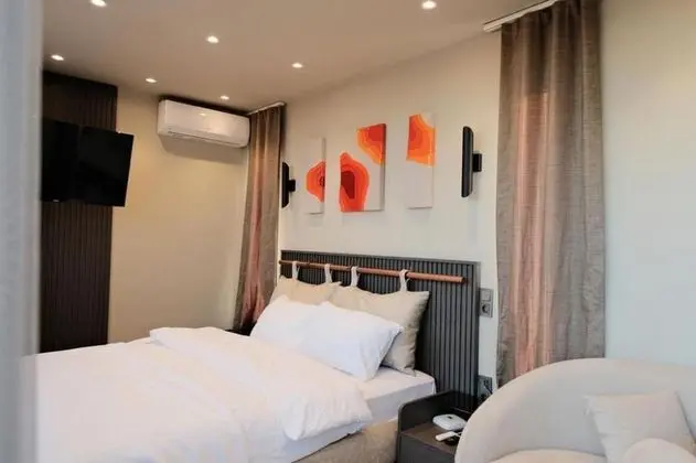 Velour Hotel Restaurant & Spa