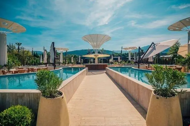 Velour Hotel Restaurantspa - Havuz