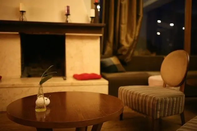 Veltsi Hotel - Lobi