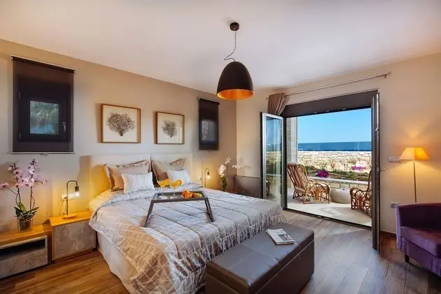 Velvet Breeze Superior Villa - Oda