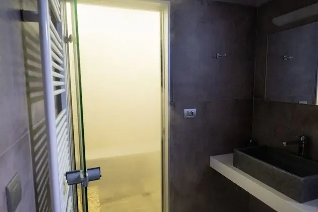 Velvet Breeze Superior Villa - Spa