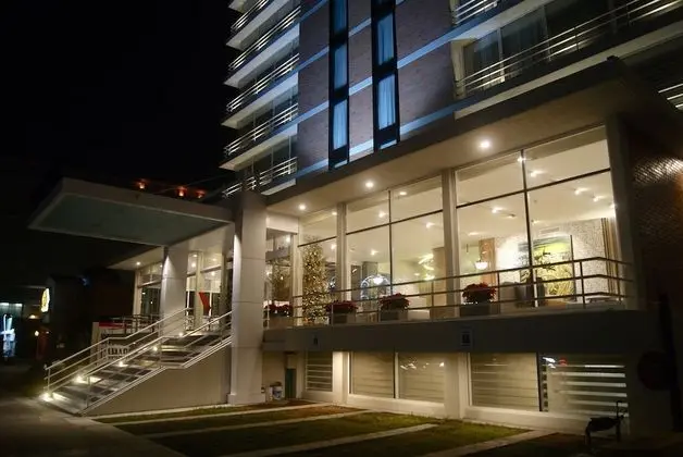 Hotel Velvet Plaza - Dış Mekan