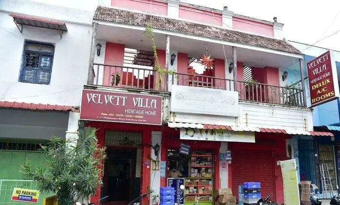Velvett Villa