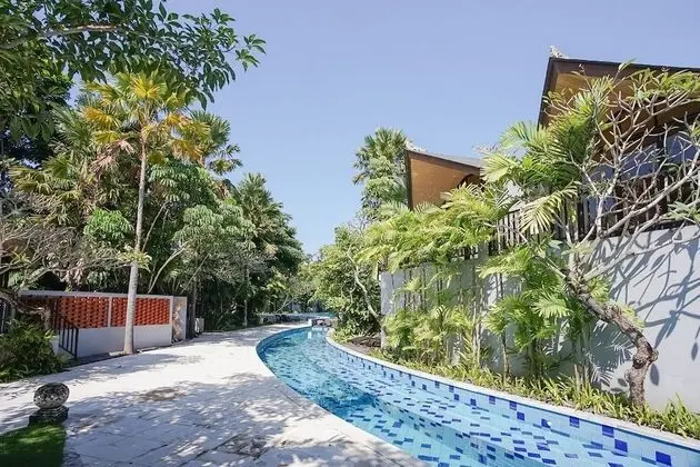 Velz Villa
