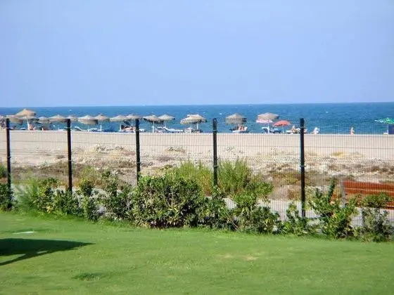 VenAVera E21B - 1 Bedroom/1Bath Beachfront WIFI - Plaj