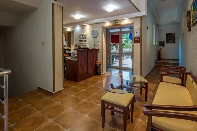Venera Hotel - Lobi